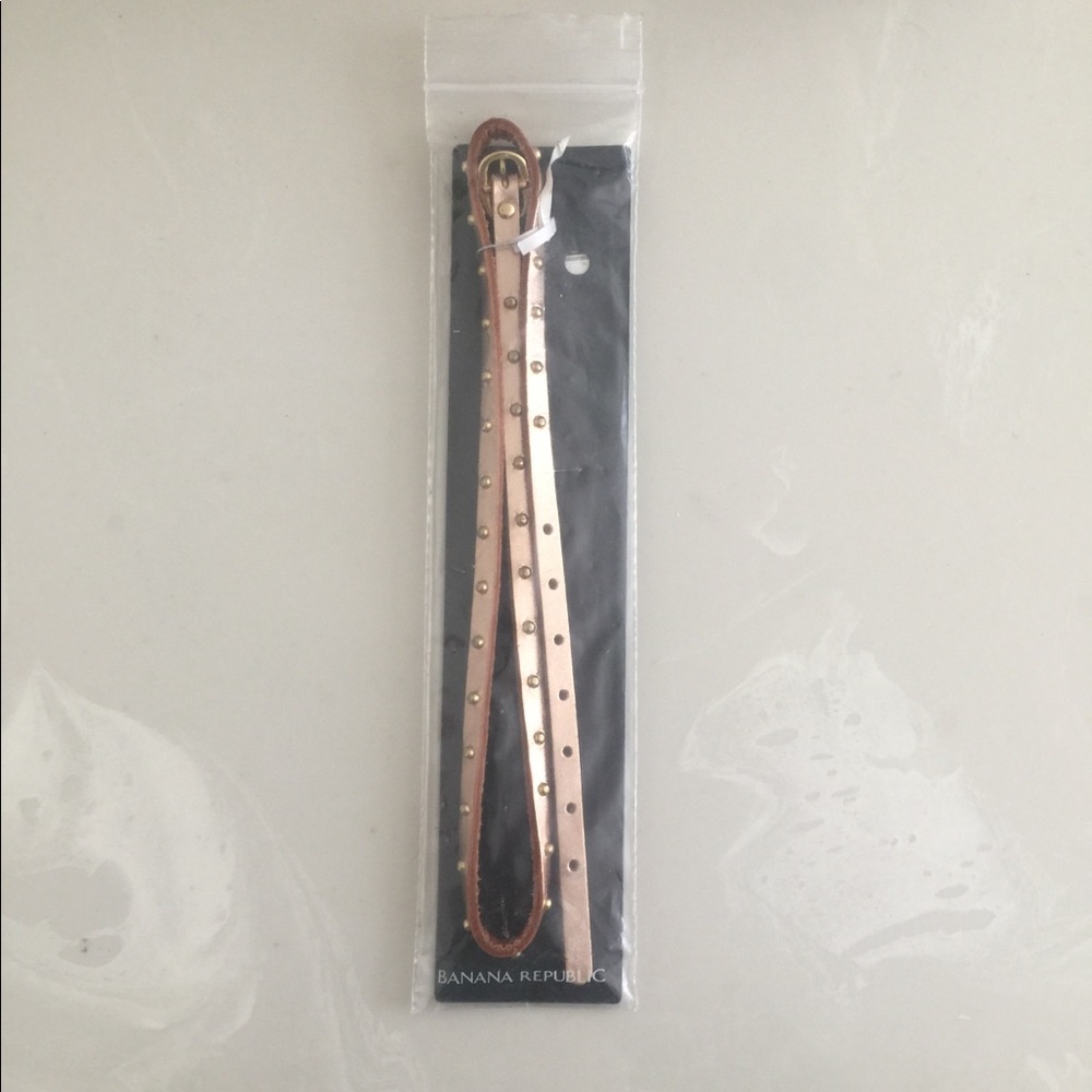 NWT Rose gold studded necklace/ bracelet